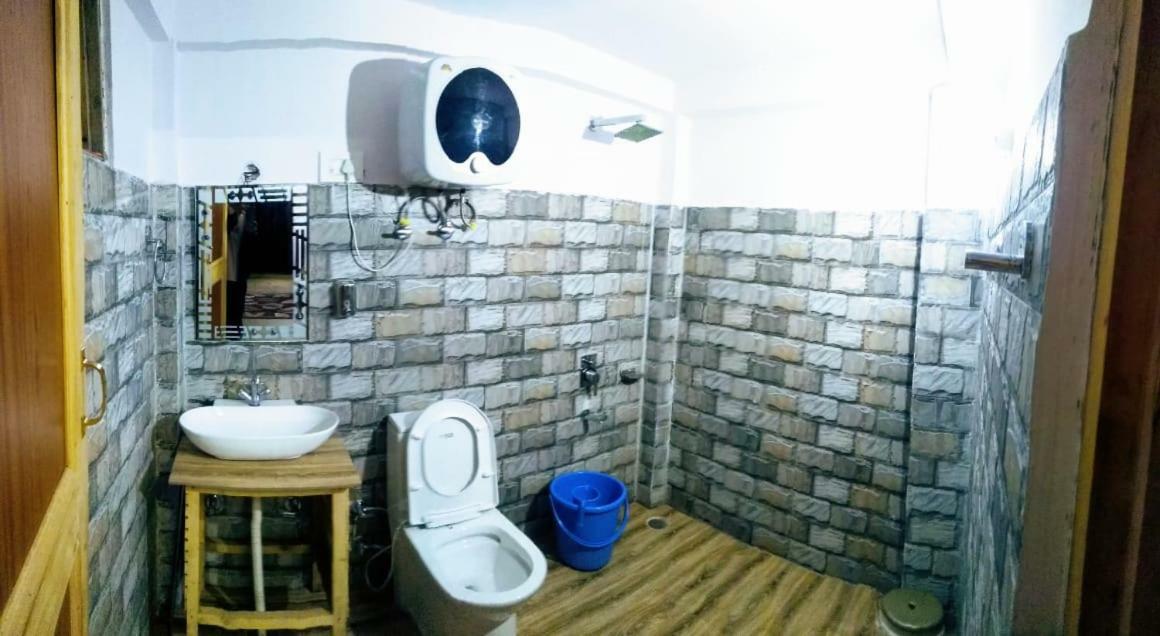 Latoda Eco Lodge Jibhi Zewnętrze zdjęcie