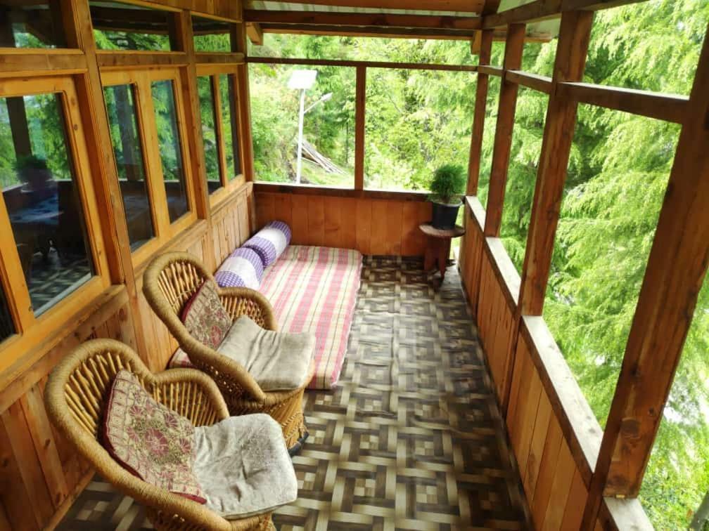 Latoda Eco Lodge Jibhi Zewnętrze zdjęcie